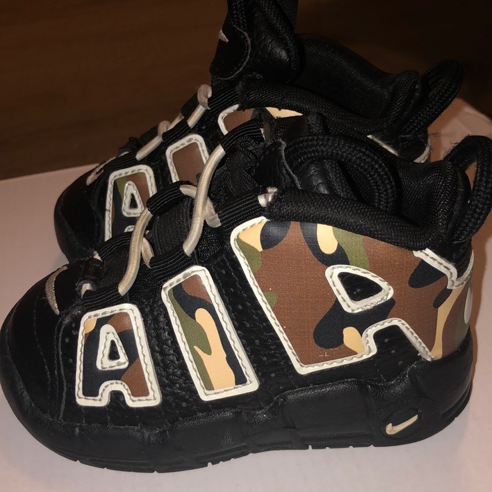 Nike air sneakers